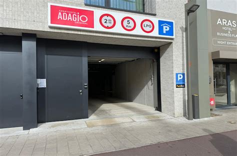 parking in antwerp city centre